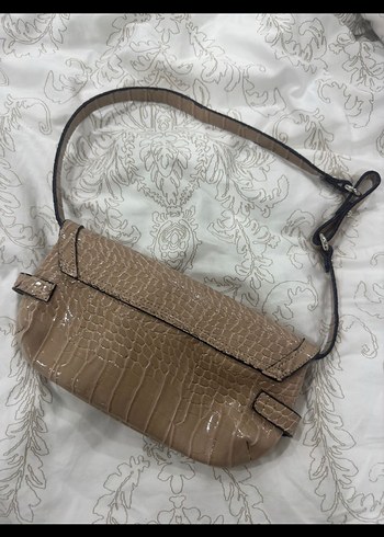 Bej Kemerli Yılan Desenli Deri Kadın Çanta - Görsel 3