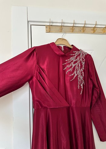 Bordo Uzun Kollu Nakışlı Abiye Elbise - Görsel 2