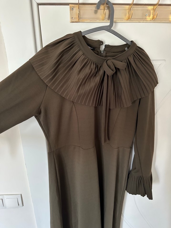 Haki  Pilili Uzun Keten Elbise - Görsel 3