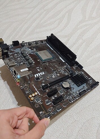Anakart işlemci am4 b450 ryzen 3 3200g 
