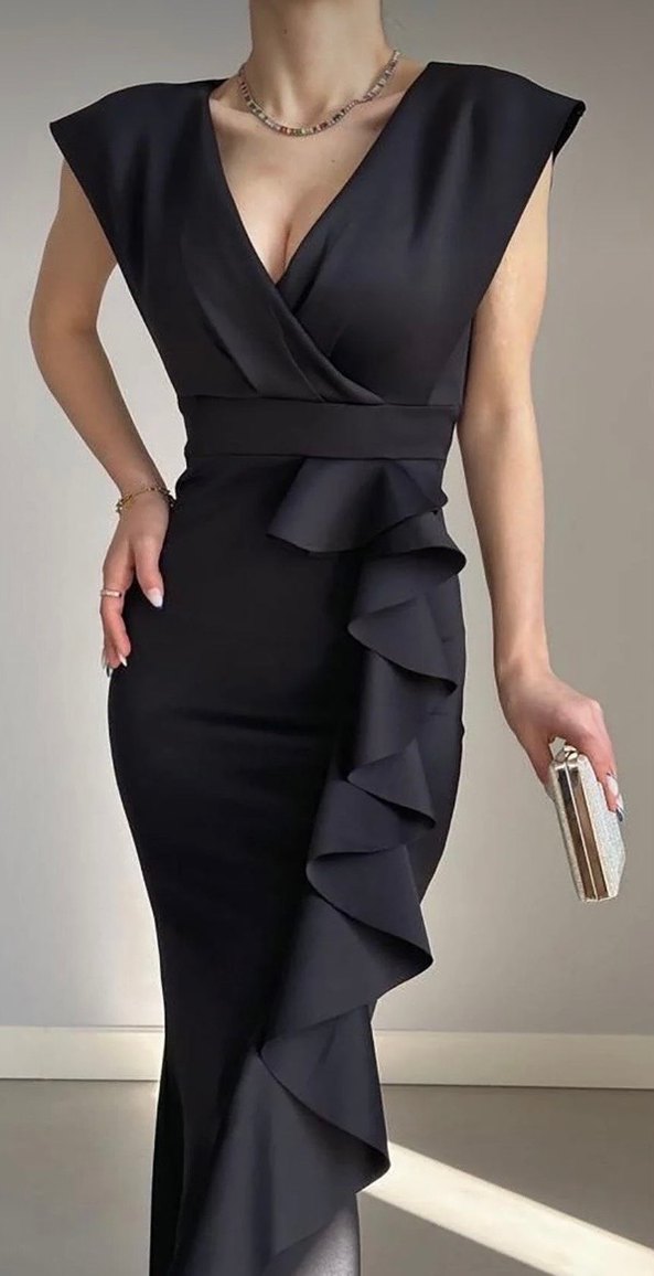 Siyah Kruvaze Yaka Volanlı Yırtmaç Scuba Kumaş Balık Abiye - Görsel 2