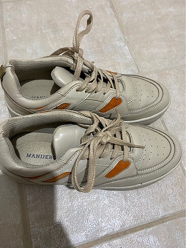 Manijero spor ayakkabı