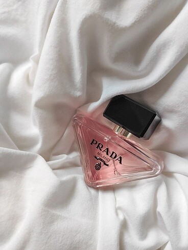  Beden Renk PRADA kadın parfüm ü 90 ml