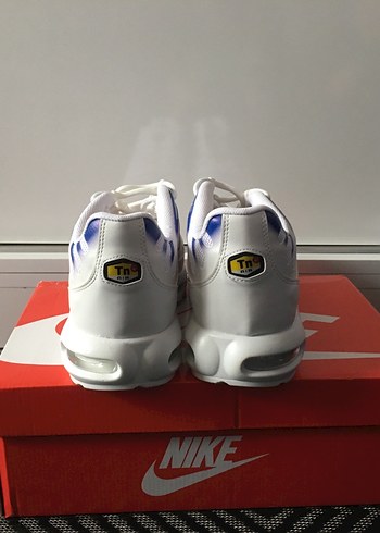 Nike Beyaz Renkli Erkek Spor Ayakkabı - Görsel 4