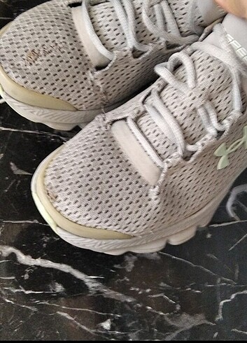Nike ORİJİNAL UNDER ARMEUR 38 NUMARA AYAKKABI 