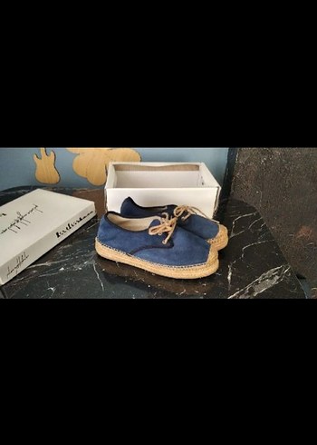 Pelinin Ayakkabıları 38