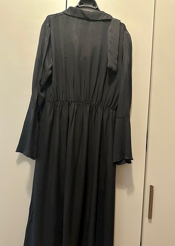 Siyah Uzun Pileli Elbise - Görsel 2