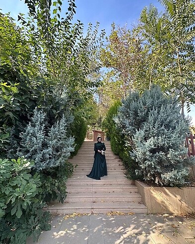 Yeşil saten abiye