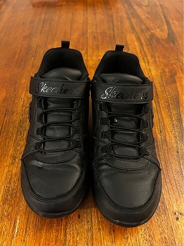 Orjinal skechers az kullanılmış