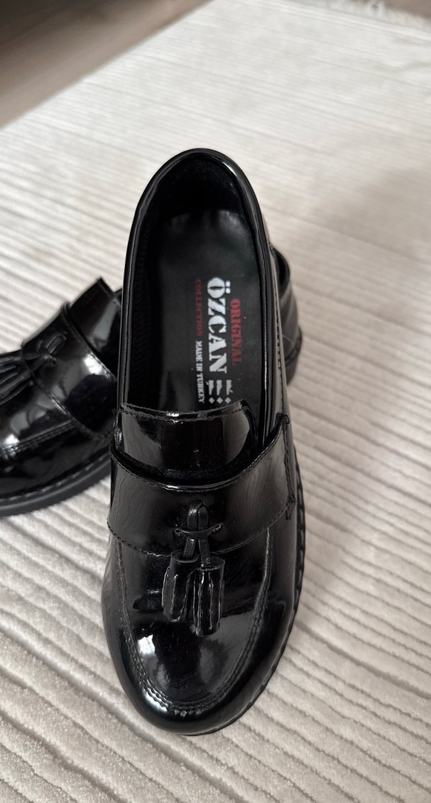 Parlak Siyah Erkek Çocuk Özel Ayakkabı - Görsel 2