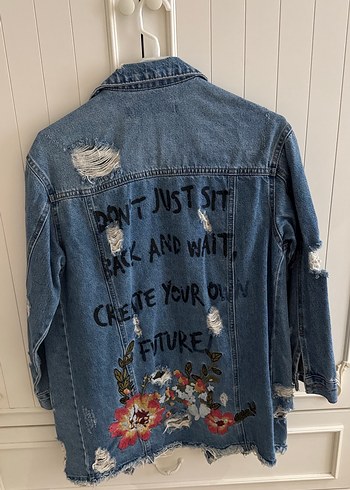 Nakışlı Düğmeli Mavi Kadın Denim Ceket - Görsel 2