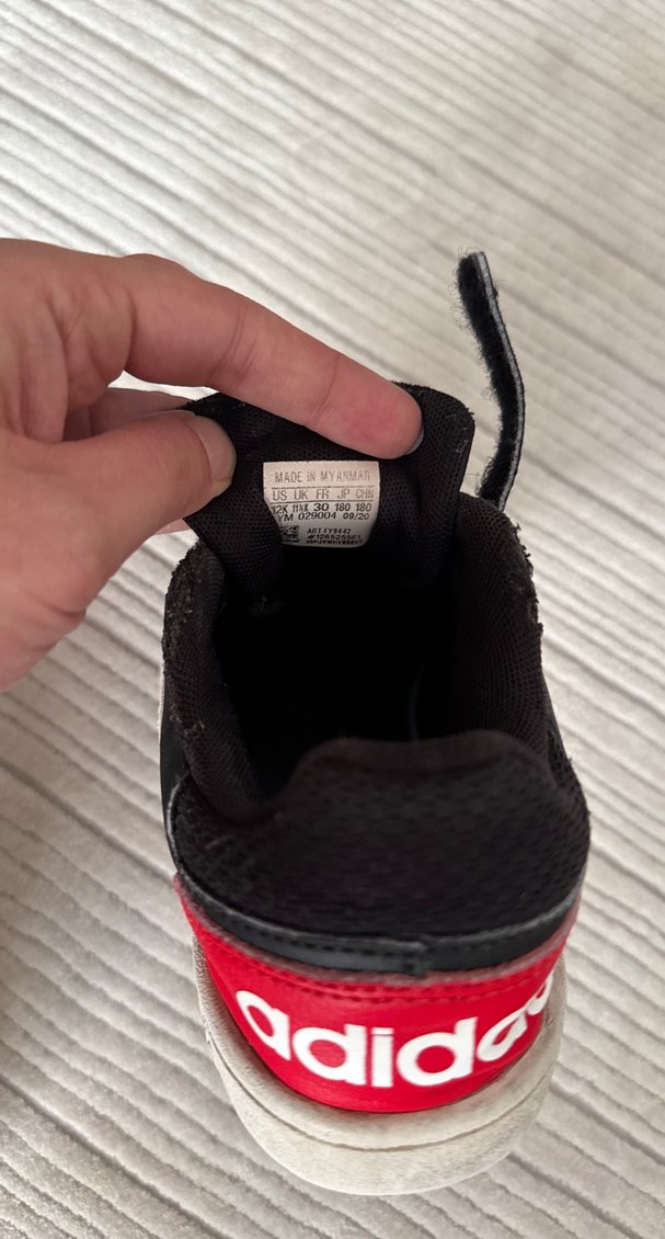 Erkek Çocuk Siyah Çizgili Spor Ayakkabı - Görsel 2