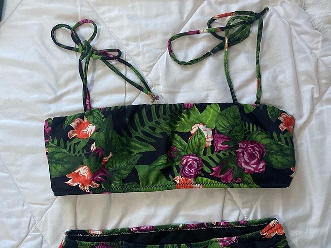 38 Beden Bikini