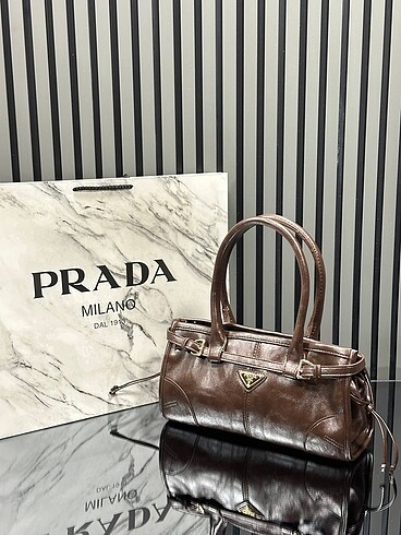 Prada ????????