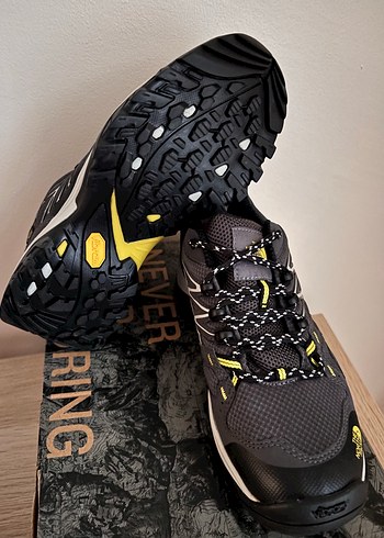 40 Beden The North Face Erkek Outdoor Ayakkabı