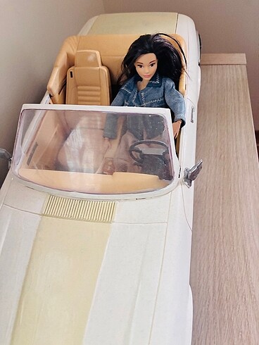  Barbie Araba