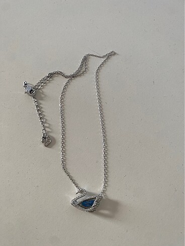 swarovski Swarovski kuğu kolye