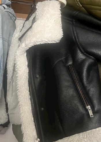 Stradivarius ürünü