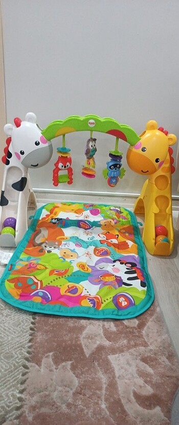 Fisher Prince oyun halısı 