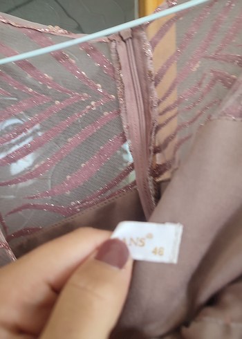 uzun kollu simli payetli elbise - Görsel 5