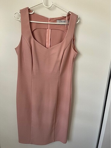 Pembe abiye