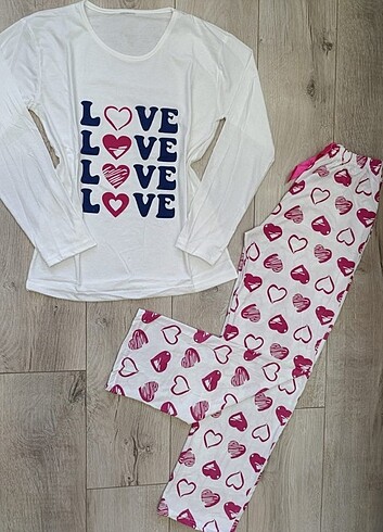 Bayan uzun kollu pijama takımı 