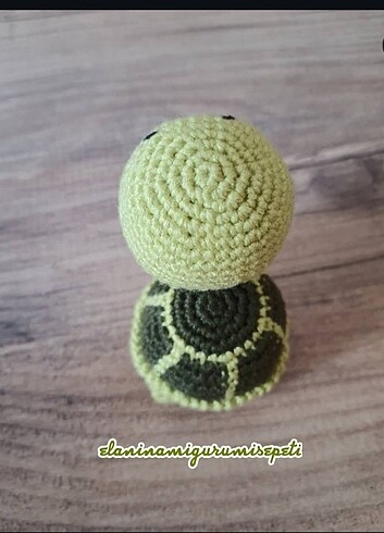  Amigurumi kaplumbağa anahtarlik