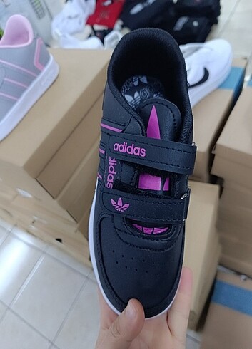 31 Beden Çocuk spor ayakkabı 