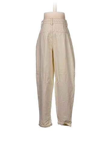 32 Beden Bershka Jean / Kot %70 İndirimli.