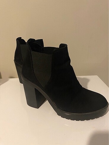 37 Beden Bershka