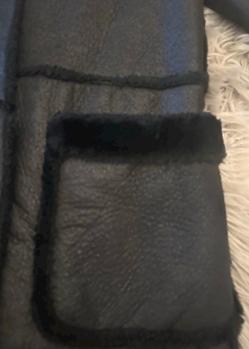 Kadın siyah Deri görünümlü çift taraflı kaban.Diğer taraf kürklü - Görsel 3