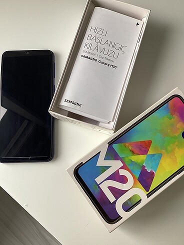 Samsung Galaxy M20