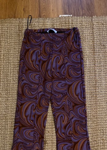 s Beden Kadın Uzun Kollu Batik Bluz ve İspanyol paça pantolon
