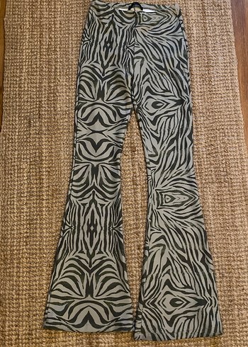xs Beden Zebra Desenli Uzun Kollu Crop Bluz Pantolon takım