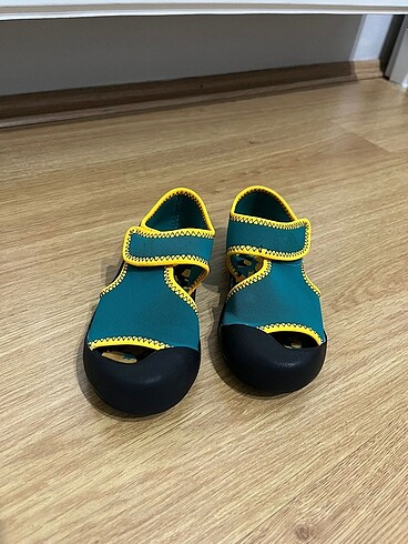 Adidas sandalet
