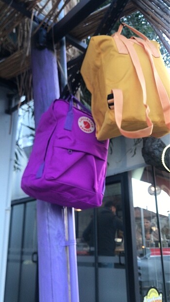 Tüm modelleri 300 TL