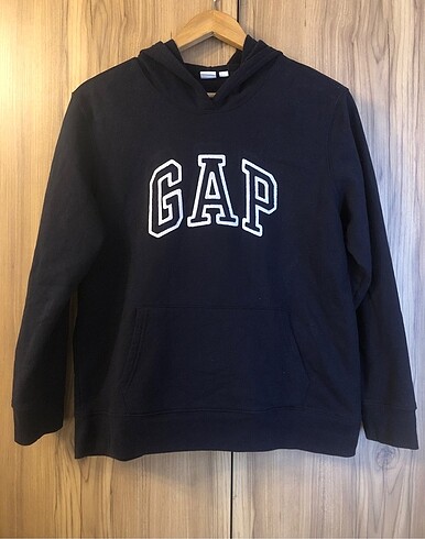 GAP Sweatshirt