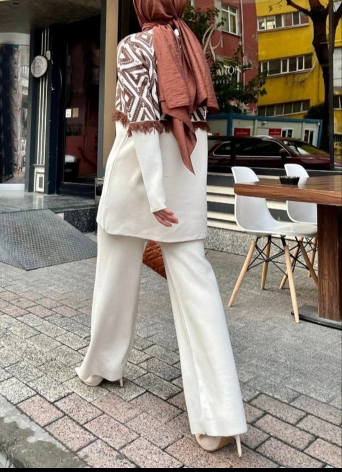 Beyaz Kadın Uzun Tunik ve Pantolon Takım - Görsel 2