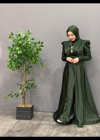 Kadın Koyu Haki Uzun Kollu İşlemeli Abiye Elbise - Görsel 2