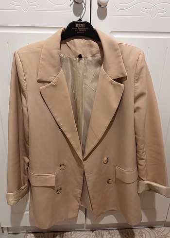 Bej Düğmeli Kadın Blazer Ceket
