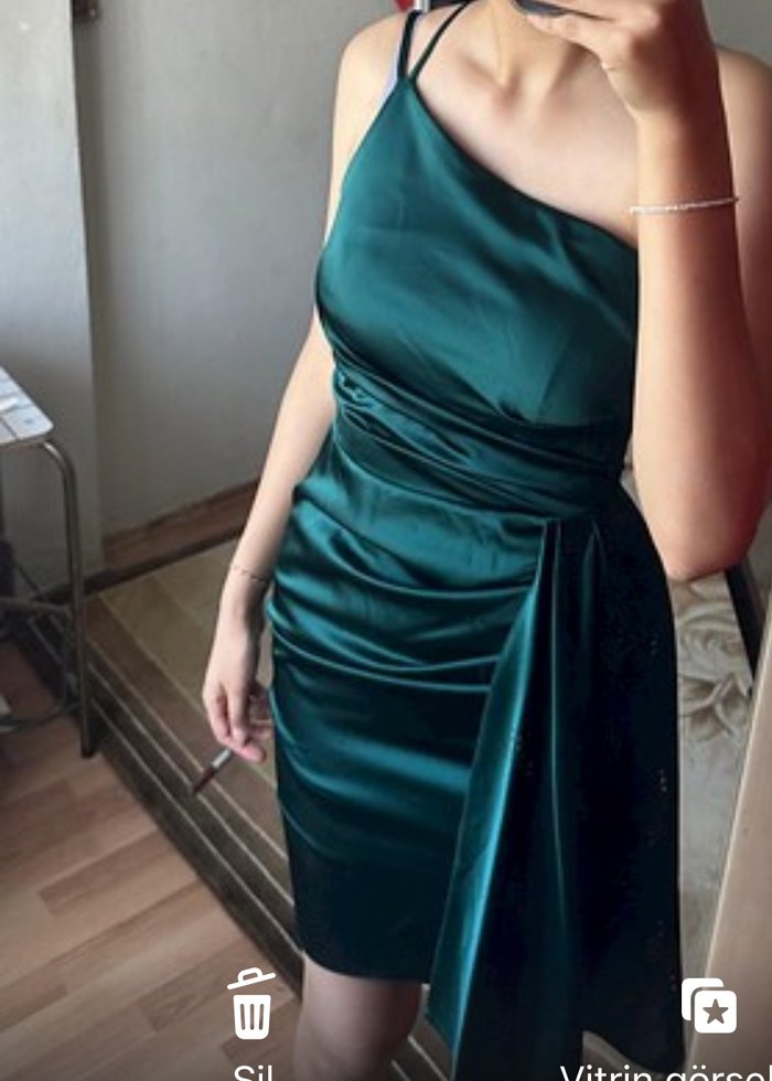 Zümrüt Kısa Abiye - Görsel 2