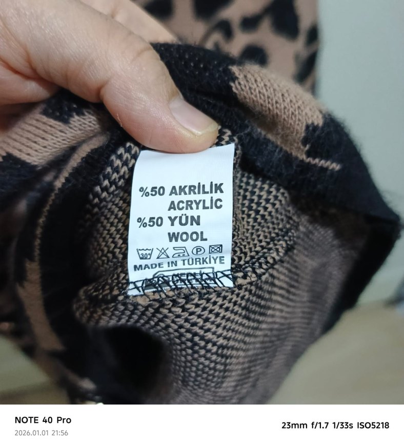 Düğmeli Leopar Desenli Kahverengi Hırka - Görsel 4