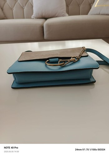 Mavi Süet Zincir Detaylı Kadın Çanta - Görsel 2