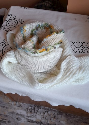 Kadın Beyaz Örgü Bohem Atkı ve şapka takimi - Görsel 2