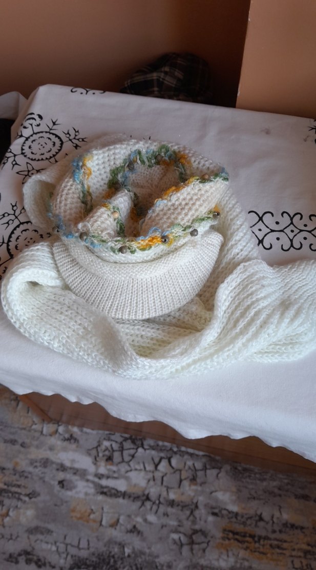 Kadın Beyaz Örgü Bohem Atkı ve şapka takimi - Görsel 2