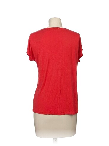 m Beden Diğer T-shirt %70 İndirimli.