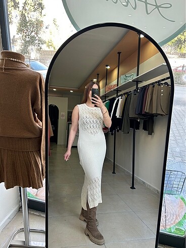 Transparan detaylı örme elbise