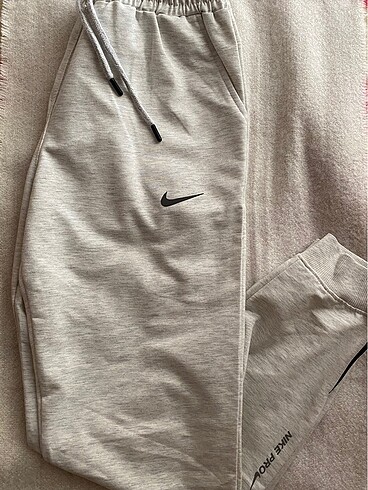 Nike eşofman altı