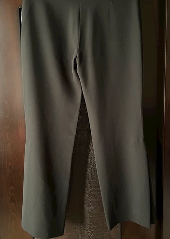 Siyah Uzun Dökümlü Pantolon - Görsel 2