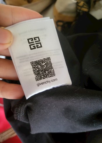 Givenchy Siyah Baskılı Erkek Tişört - Görsel 3